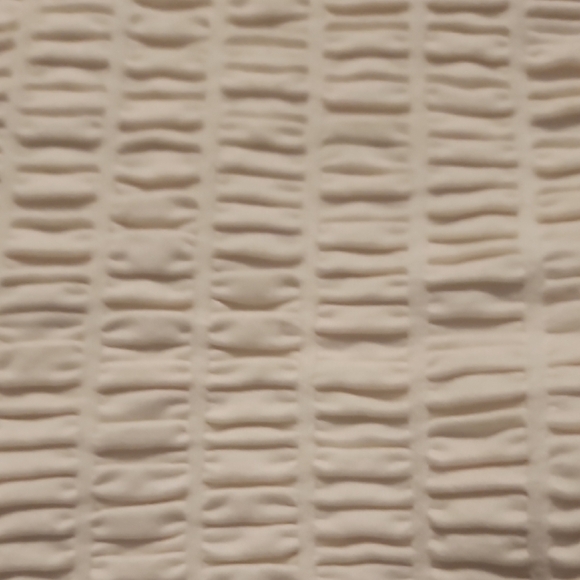 Feathers Cream Textured Fabric - Picture 3 of 9